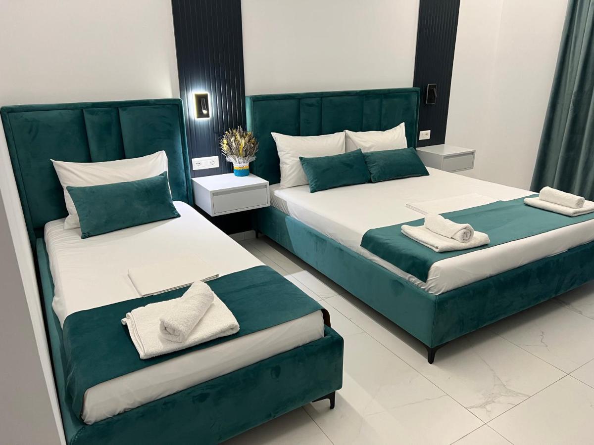 Hotel Stonevilla Buta 3*