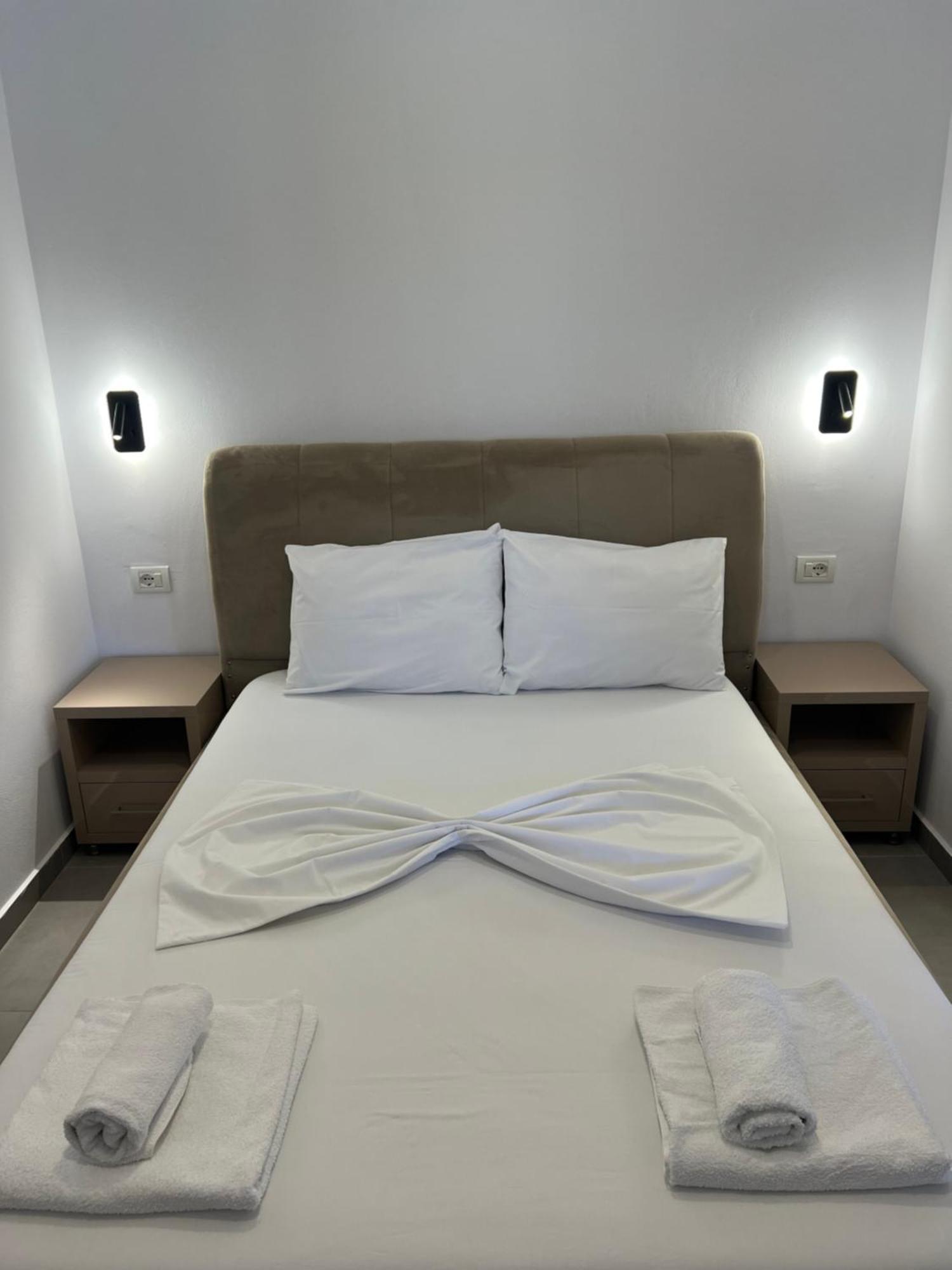 Hotel Stonevilla Buta 3*